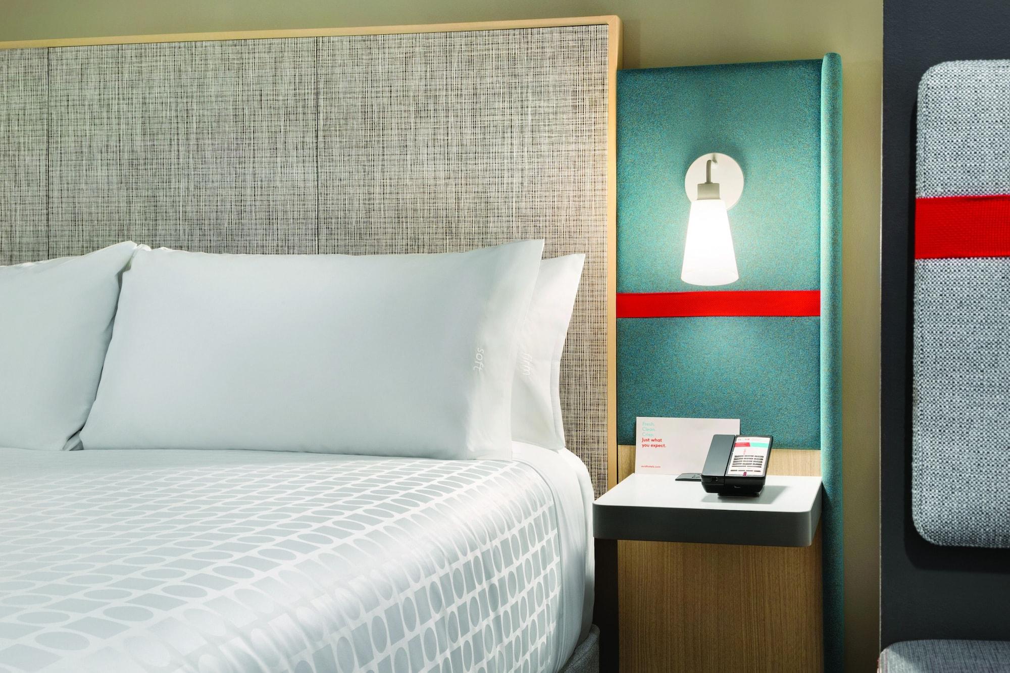 Avid Hotels - Lancaster By Ihg Fertility Экстерьер фото