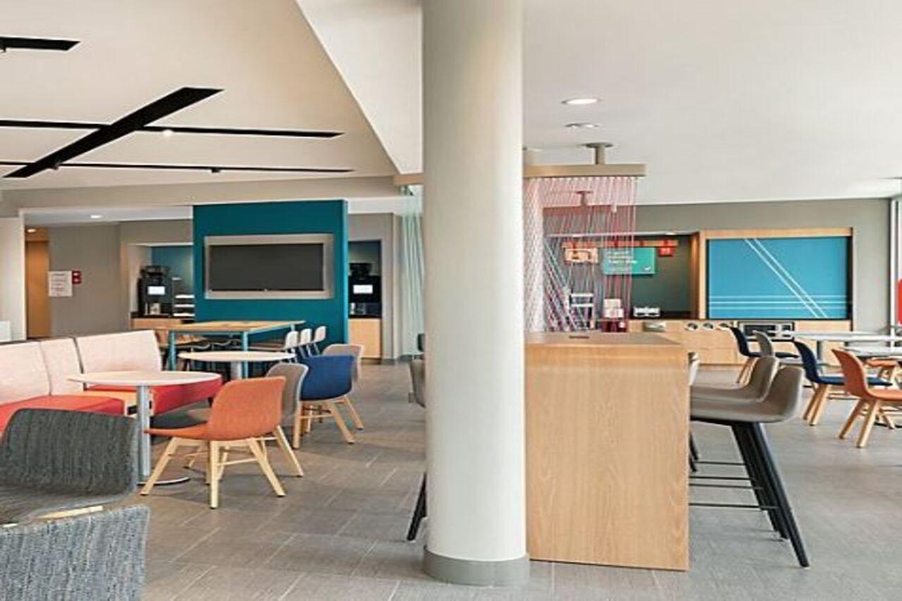 Avid Hotels - Lancaster By Ihg Fertility Экстерьер фото